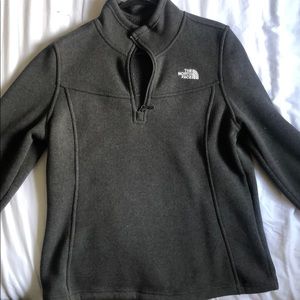 North Face Pull-Over Zip-Up